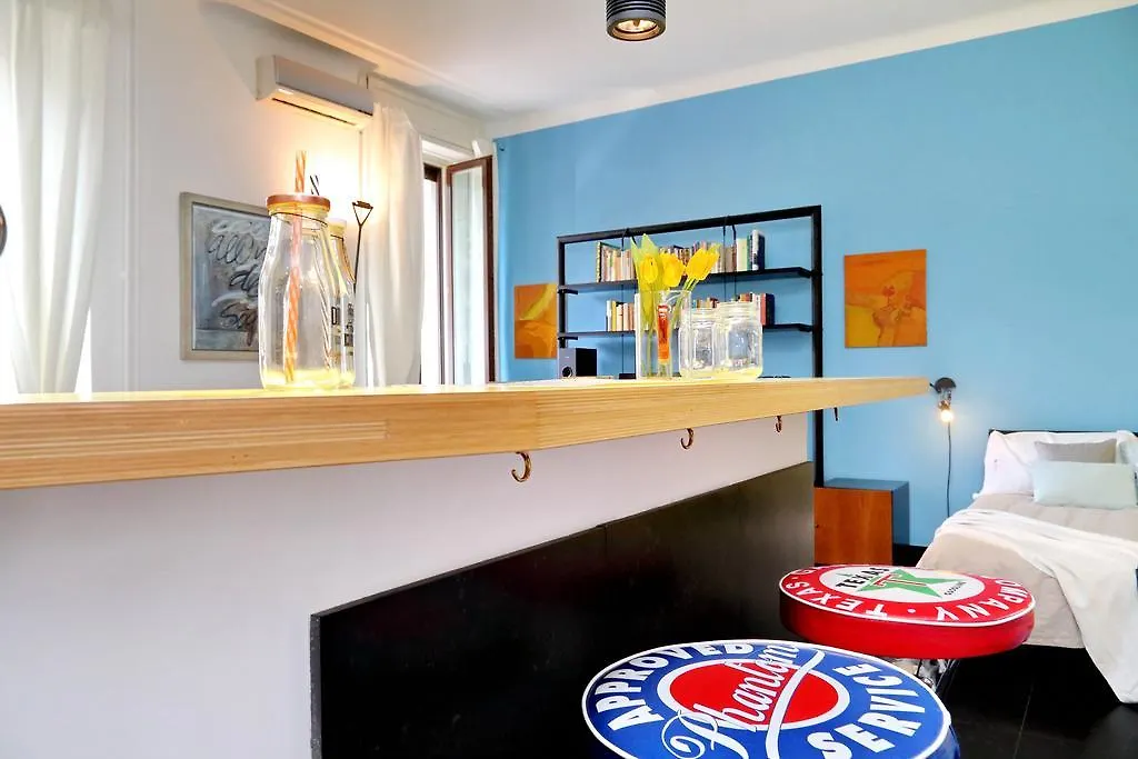 Joivy Colorful Studio For 2 Near City Life Milan