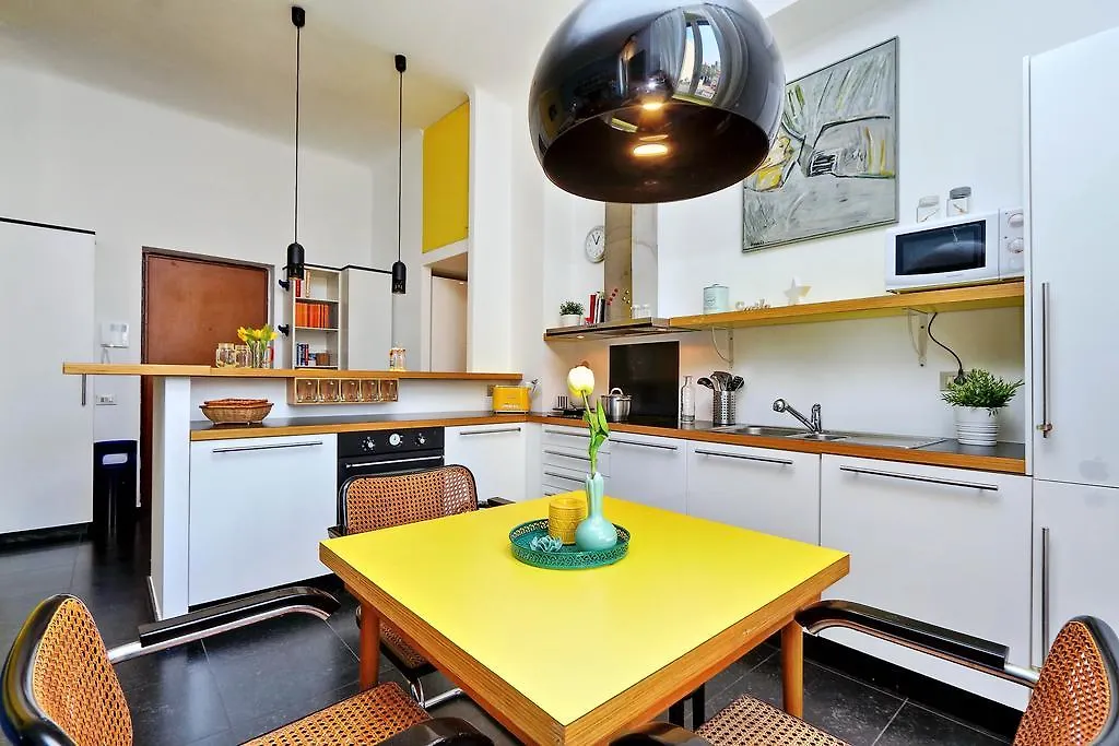 Joivy Colorful Studio For 2 Near City Life Milan 0*,  Italy
