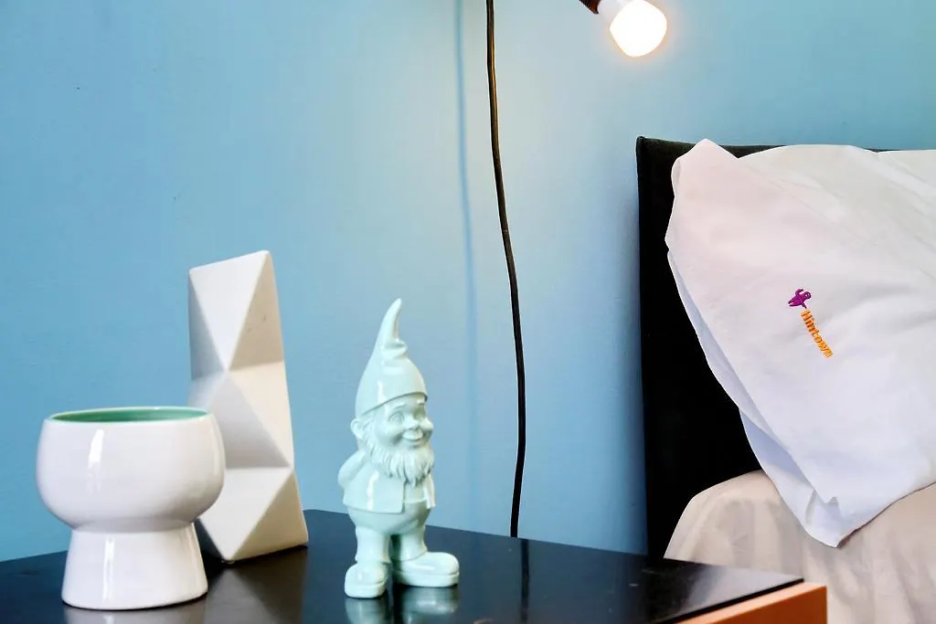Joivy Colorful Studio For 2 Near City Life 밀라노 아파트